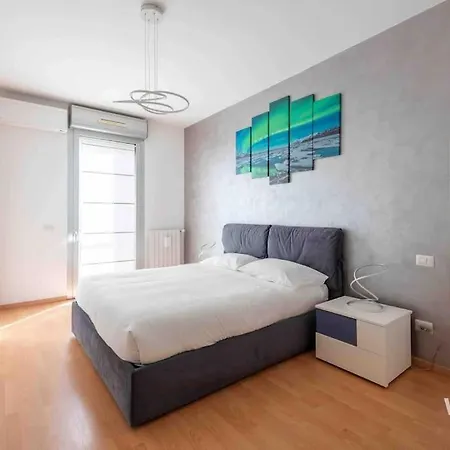 Apartament Welcrhome - 4 Stops From Colosseum!