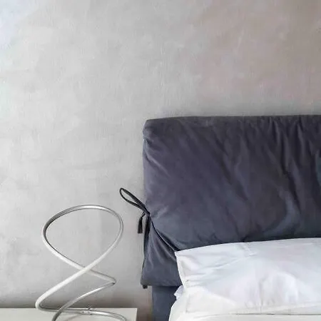 Apartament Welcrhome - 4 Stops From Colosseum! *