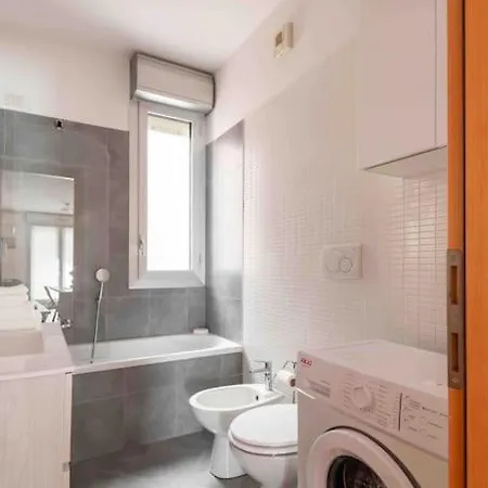Apartament Welcrhome - 4 Stops From Colosseum!